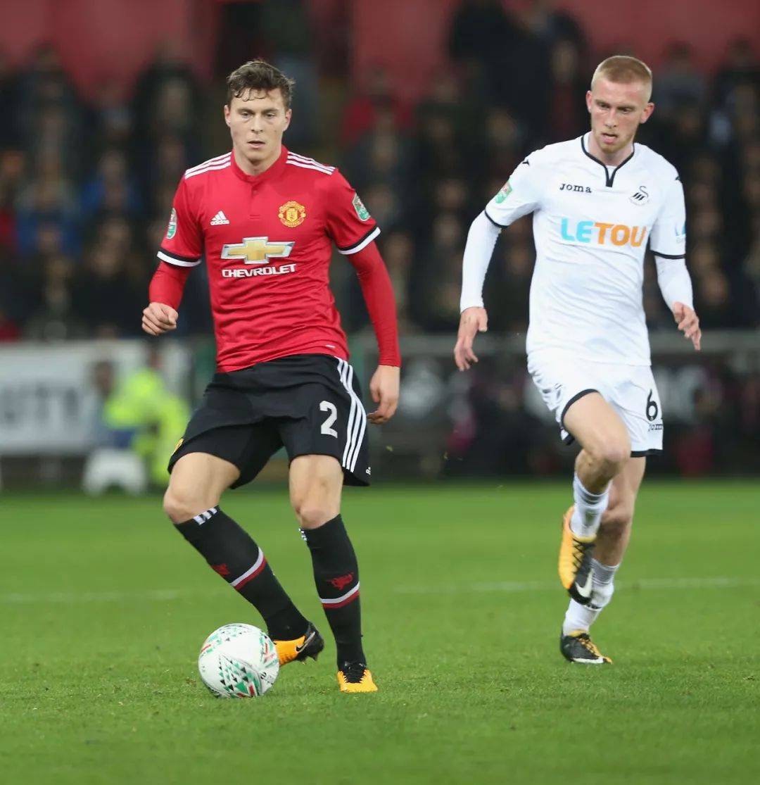 续在足球世 续在足球世