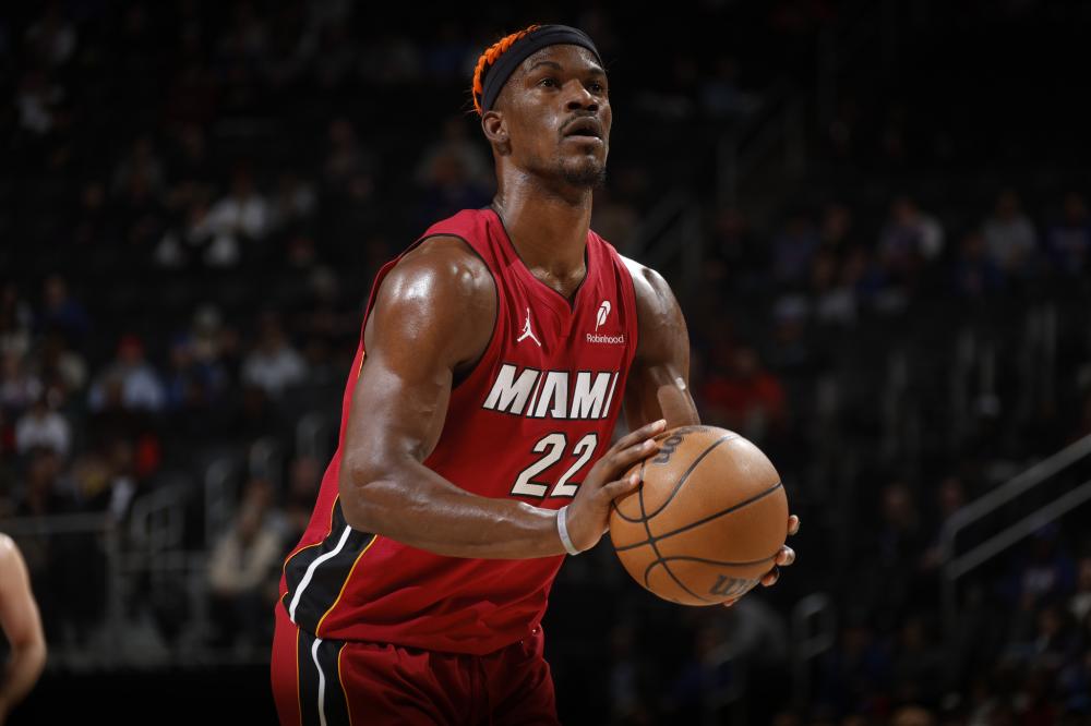 他在前场的 他在前场的