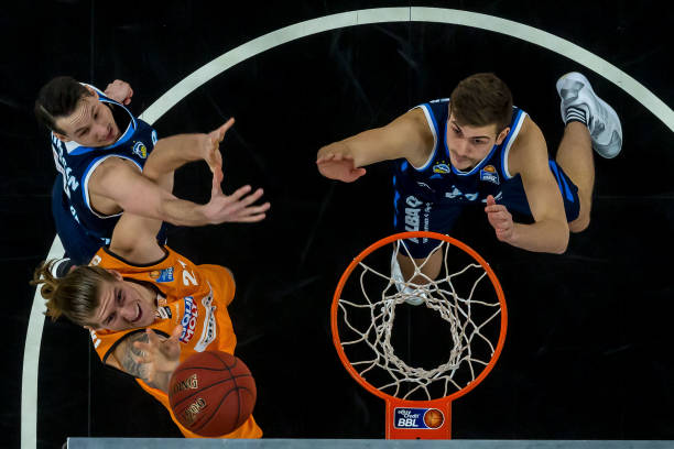 武磊的替补 武磊的替补